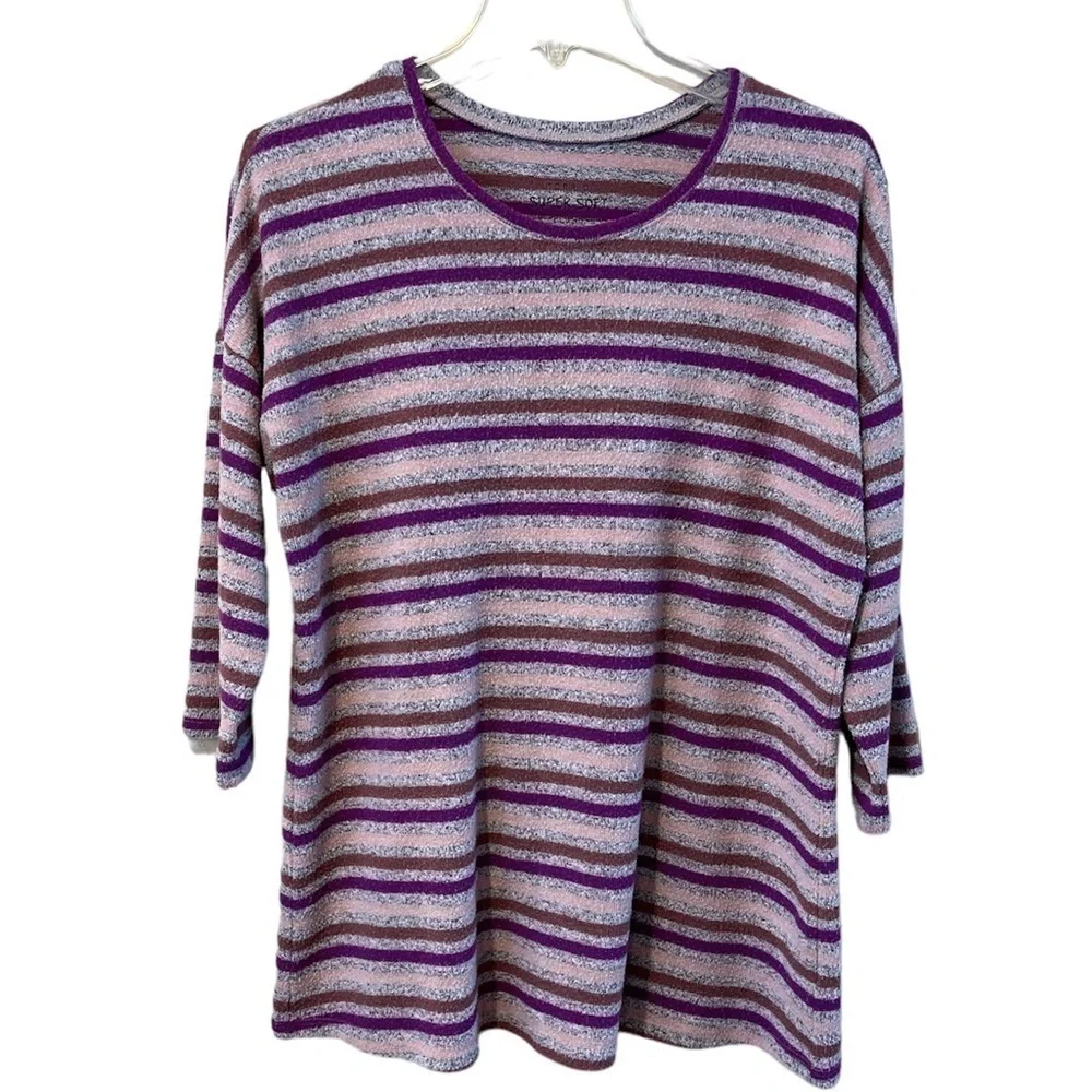 Torrid Super Soft Plush gray w/purple lt pink and lt brown stripes size 00